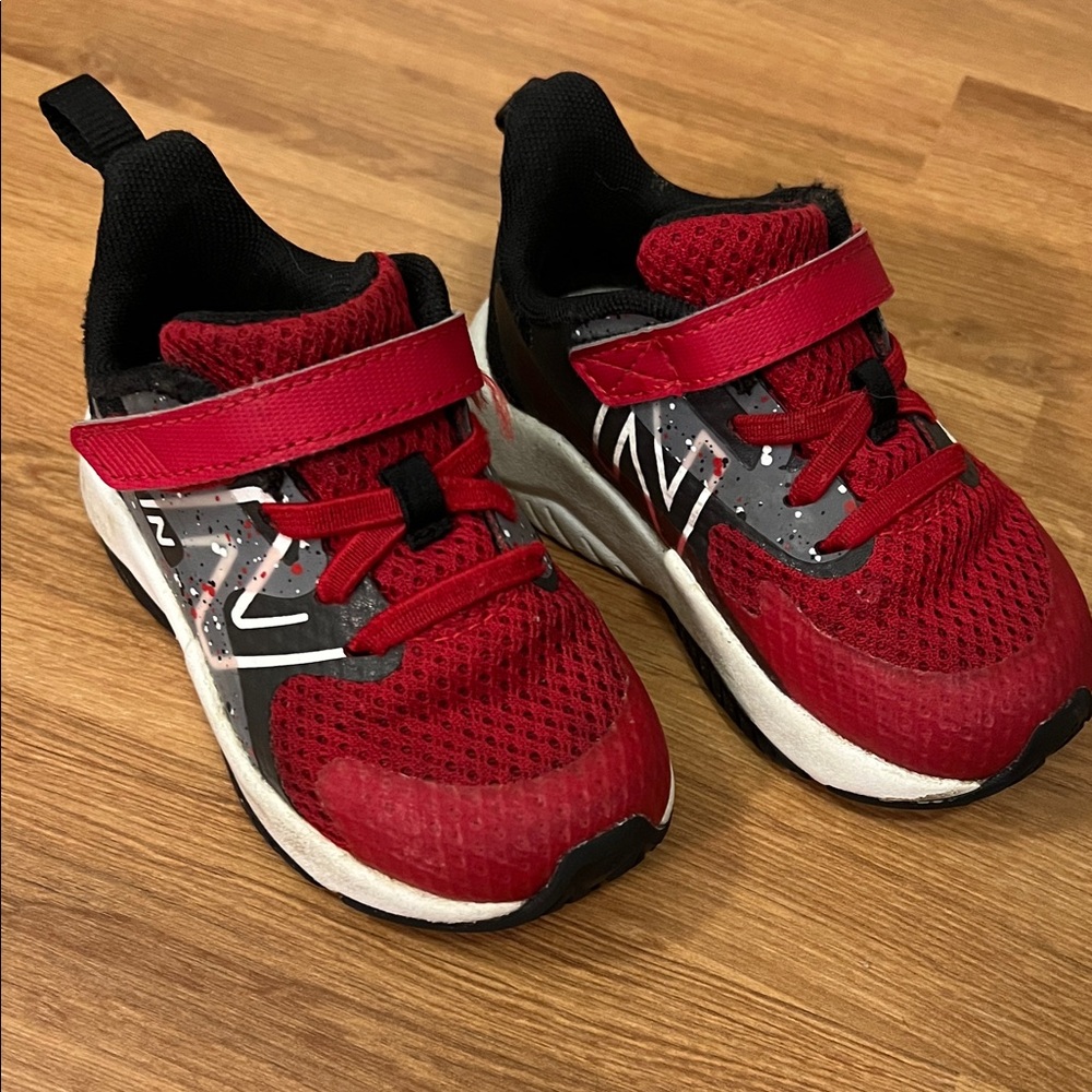 New Balance Red and Black Toddler Sneaker 6.5 EXTRA WIDE